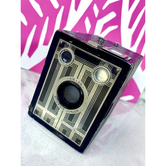 Vintage Kodak Brownie Camera. Junior Six 1930s. - Picture 3 of 7